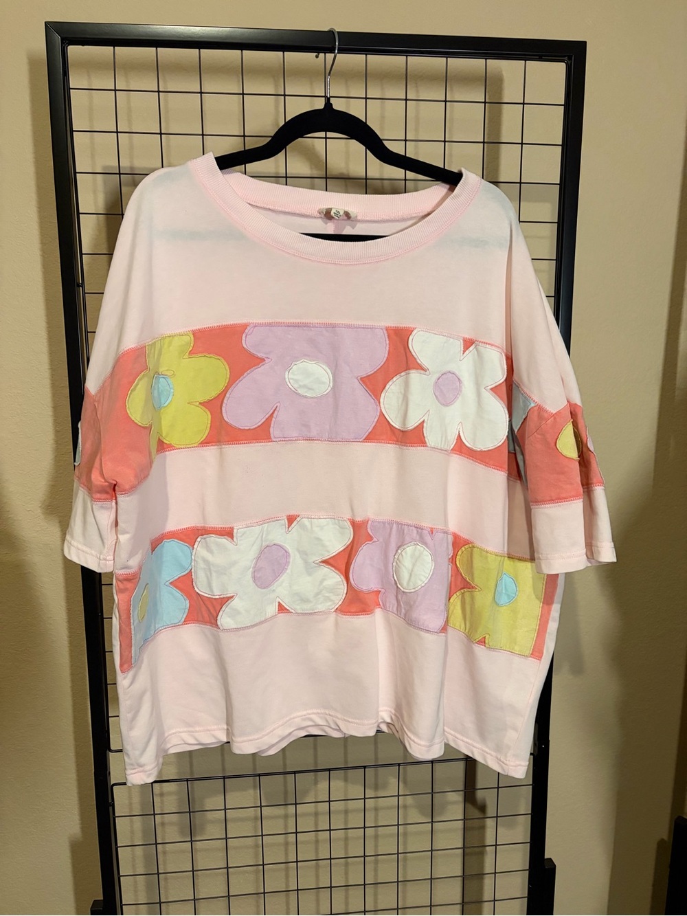 Sage & Fig Women’s Pink Floral Patchwork Oversized Top 1x